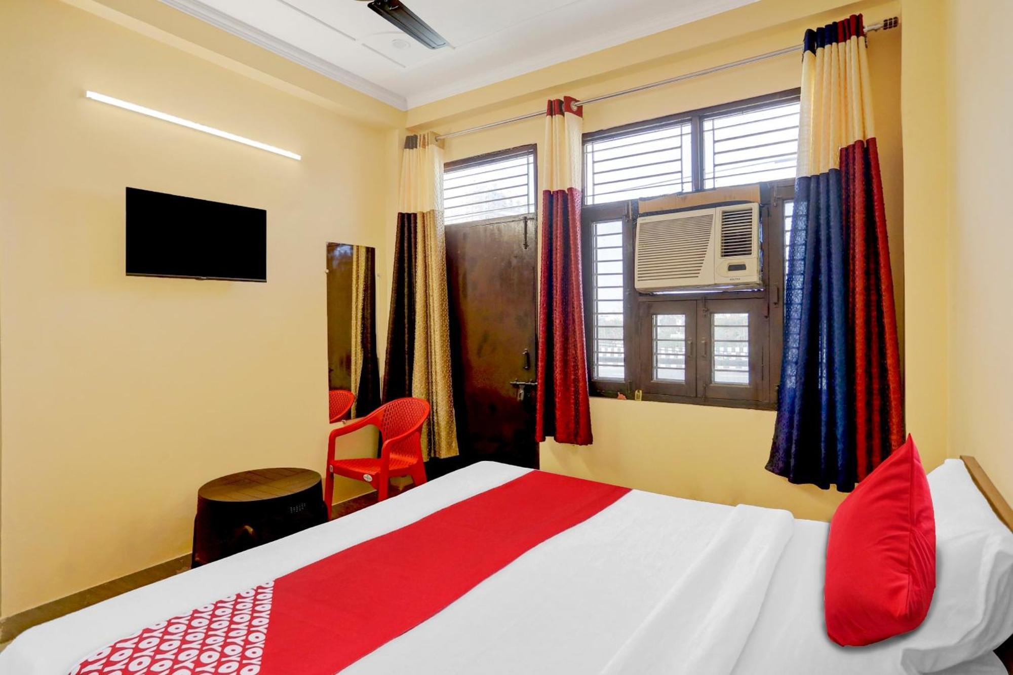 Hotel O Pari Hotel Ghaziabad Exterior photo